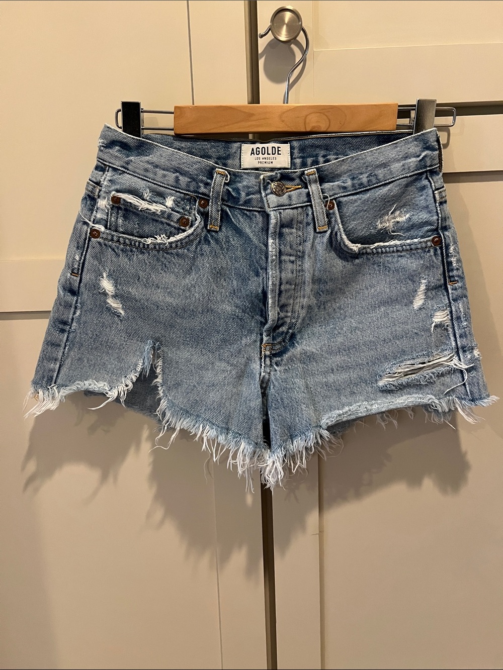 AGOLDE PARKER VINTAGE CUT OFF SHORT IN SWAPMEET SIZE 24